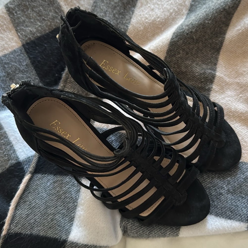 Essex Lane black cut out high heel formal shoes, size 6.5